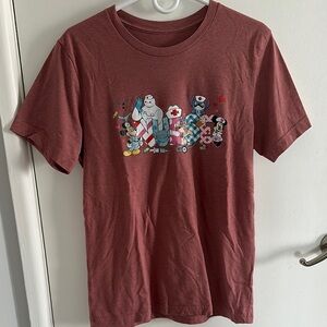 Mauve Graphic T-Shirt with Cartoon Characters: NURSE 
Size M
